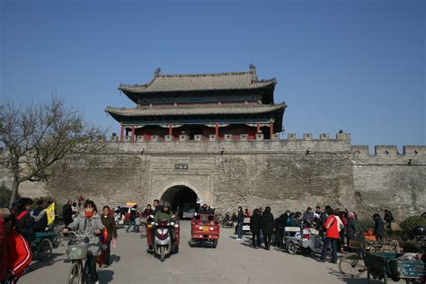  Shangqiu Shangmeng-Parkki: Historiallinen nähtävyys ja moderni viihdekeskus yhdistettynä!